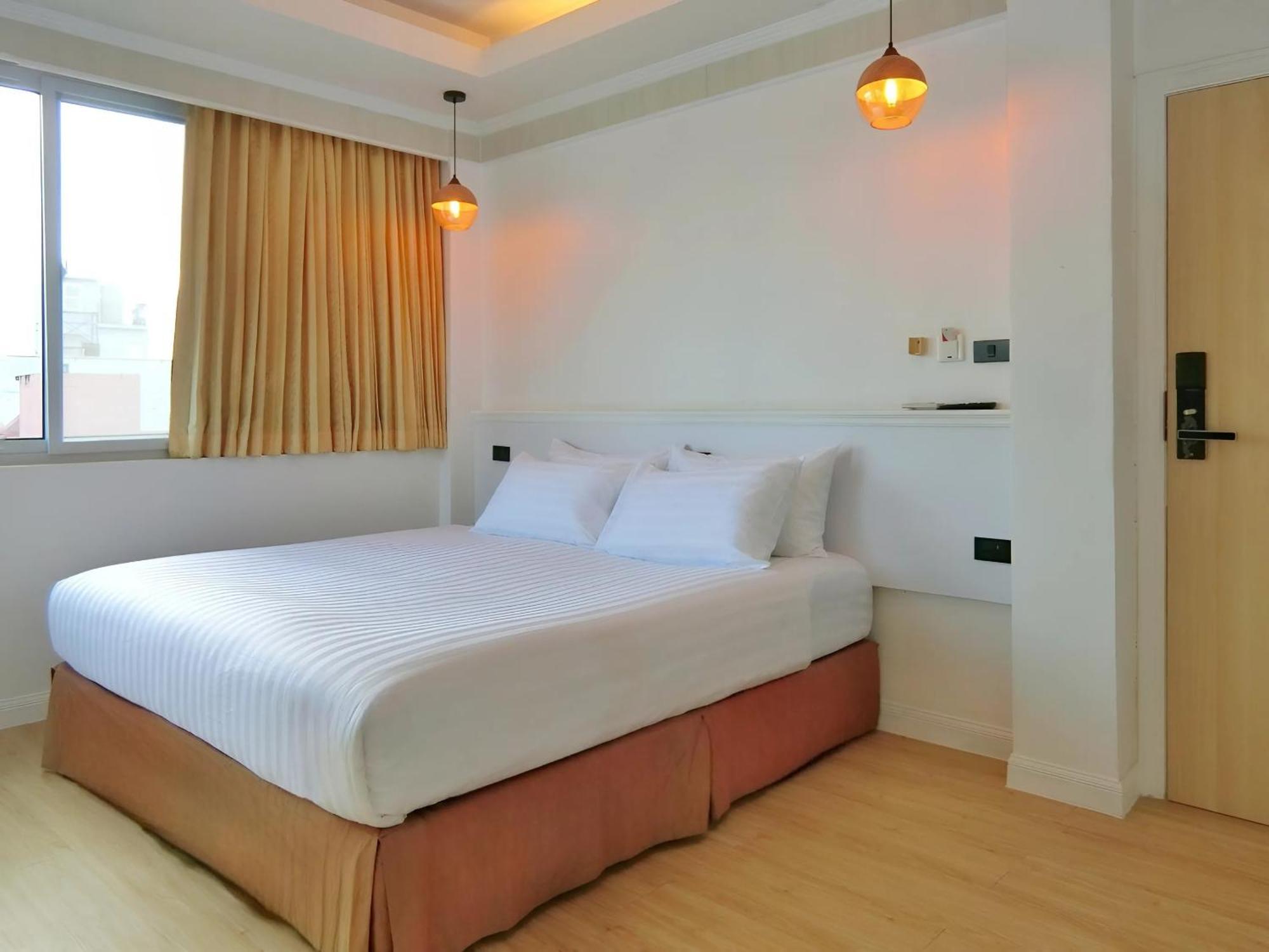 Sira Boutique Residence - Newly Renovated Patong Екстер'єр фото