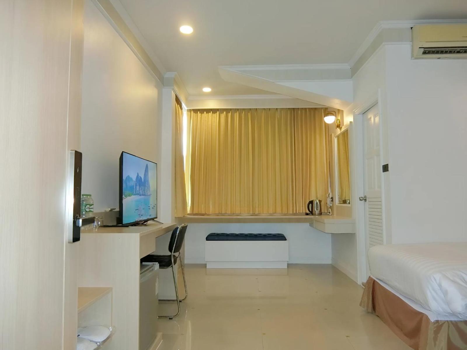Sira Boutique Residence - Newly Renovated Patong Екстер'єр фото