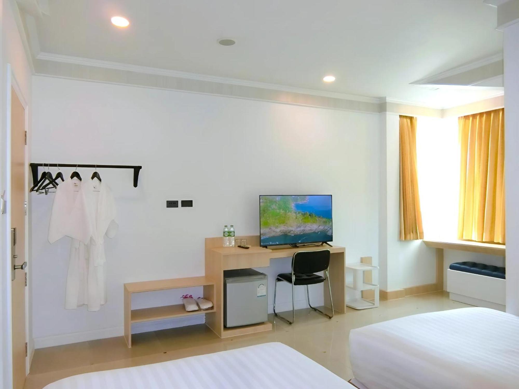 Sira Boutique Residence - Newly Renovated Patong Екстер'єр фото