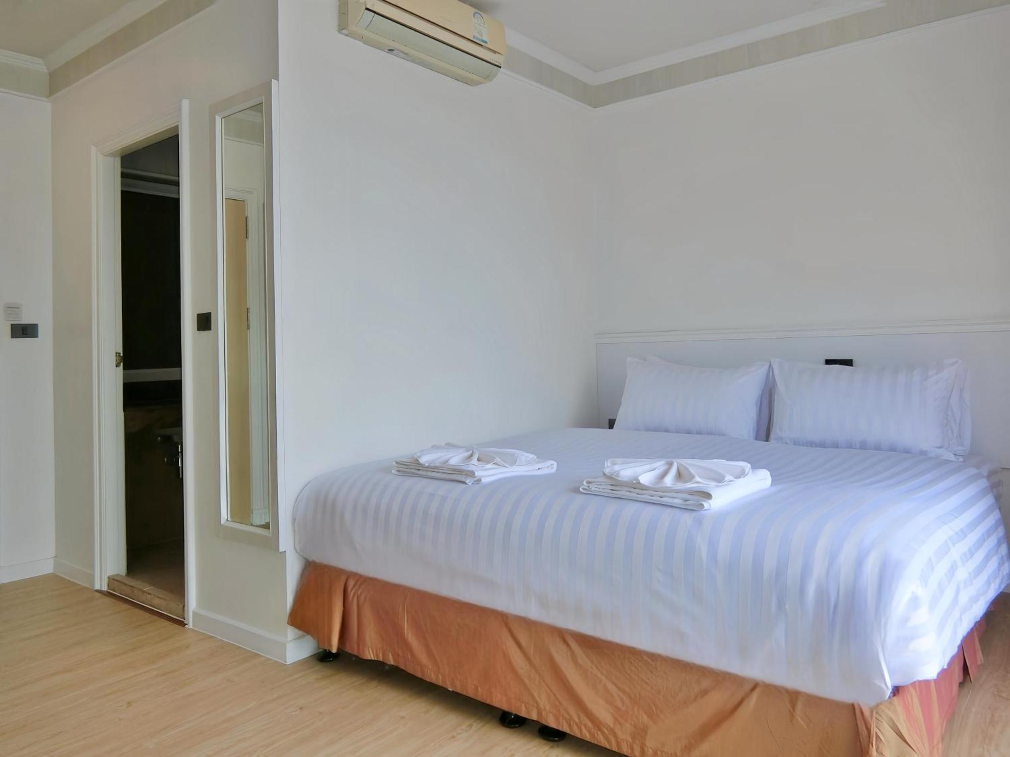 Sira Boutique Residence - Newly Renovated Patong Екстер'єр фото