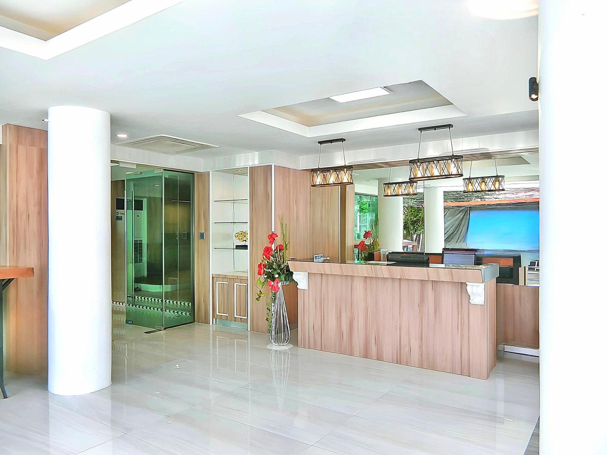 Sira Boutique Residence - Newly Renovated Patong Екстер'єр фото