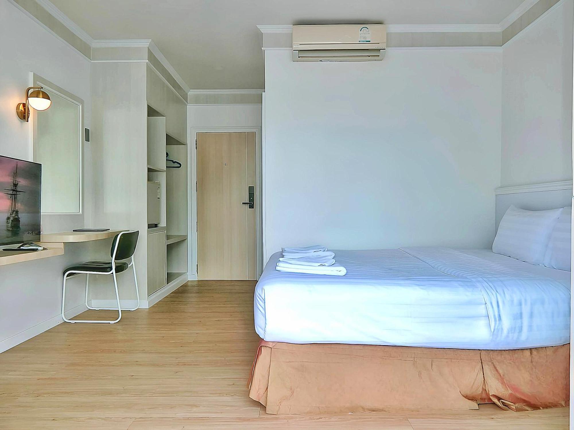Sira Boutique Residence - Newly Renovated Patong Екстер'єр фото