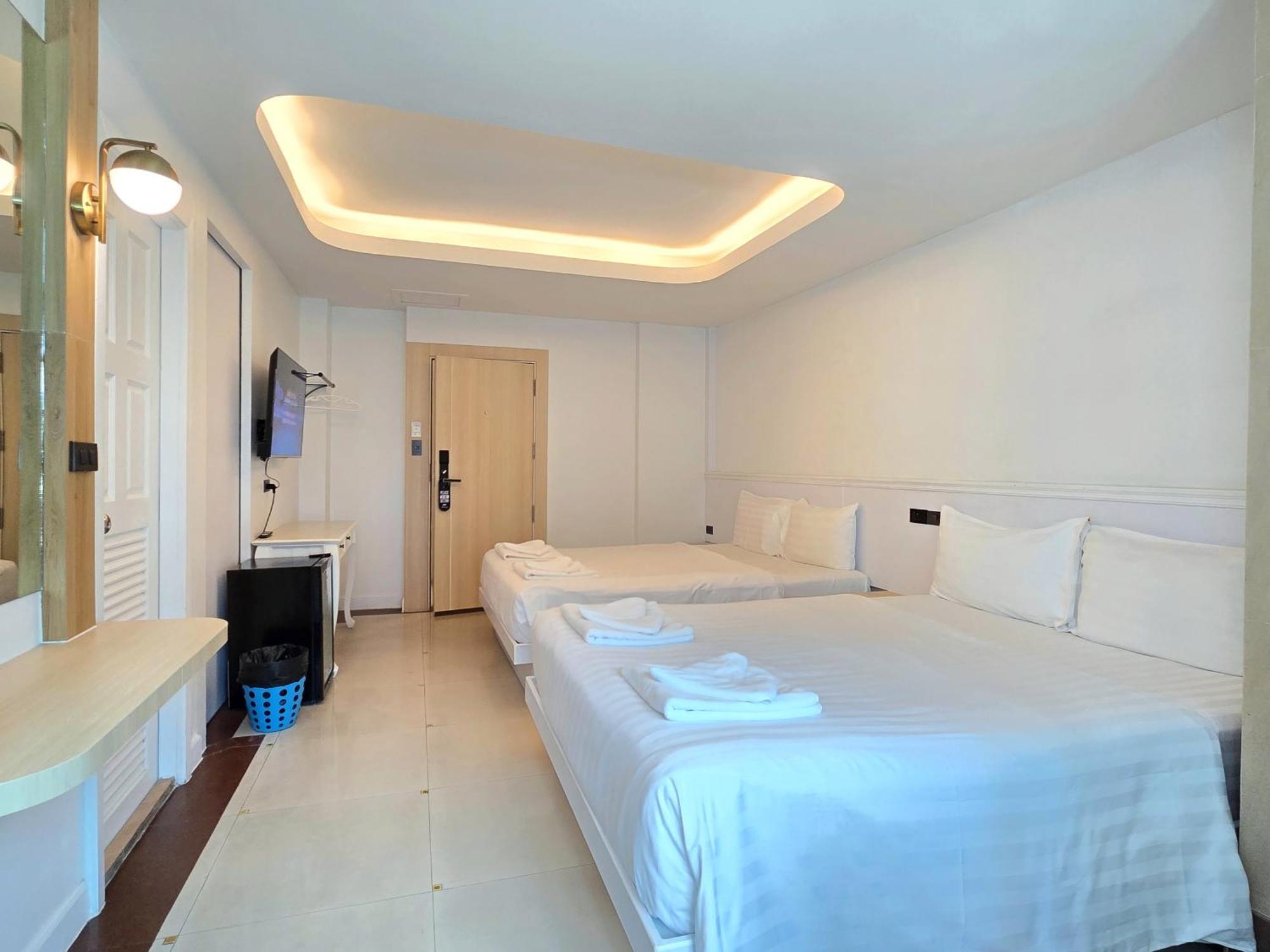 Sira Boutique Residence - Newly Renovated Patong Екстер'єр фото